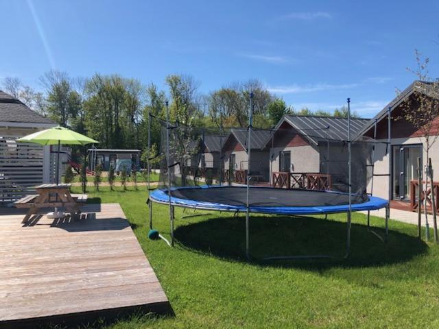 Domki Wśród Jabłoni Gąski Exterior foto